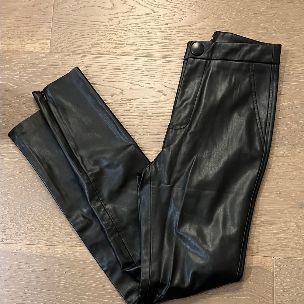 Zara Black leather skinny pant